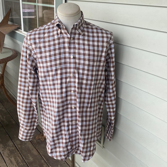 Maker & Company button up shirt. Medium. Excellent condition. - Picture 1 of 5